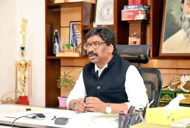 झारखंड में सरकार गिराने का षड्यंत्र, गिरफ्तार