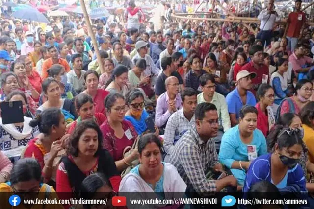 महंगाई भत्ता वृद्धि की मांग को लेकर धरना, बम से उड़ा देने की धमकी : पश्चिम बंगाल