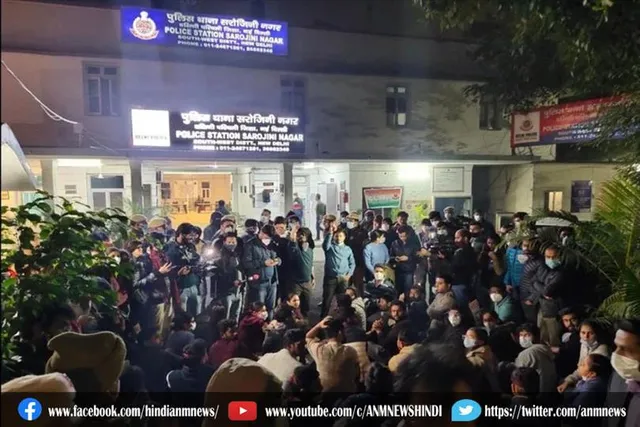 पुलिस की कार्रवाई से गुस्से में डॉक्टर