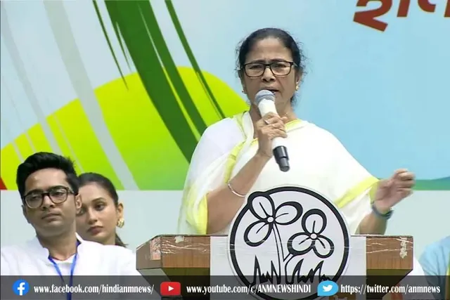 ममता बनर्जी ने पुनर्निर्मित टाला ब्रिज का किया उद्घाटन