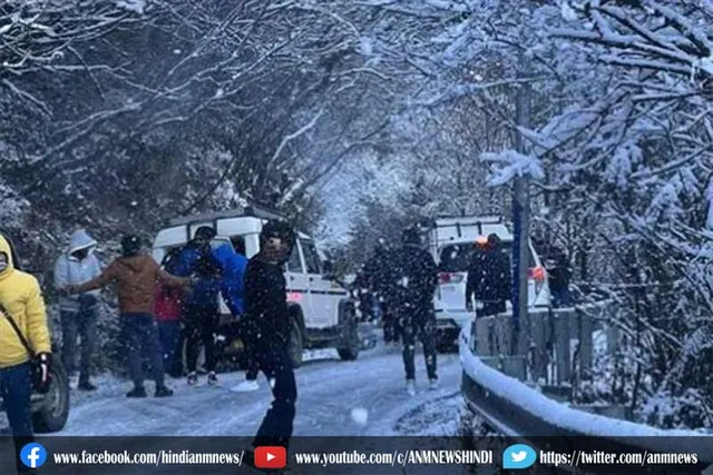 सिक्किम में बर्फबारी के बाद नाथू-ला परमिट जारी करना बंद