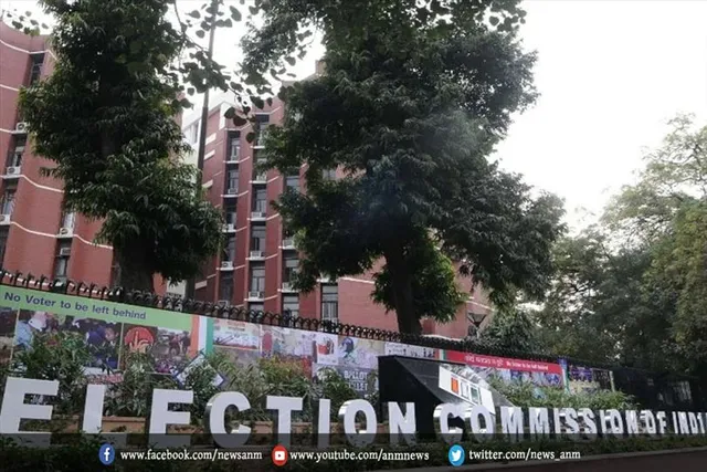 यूपी चुनाव से पहले आयोग का एक्‍शन