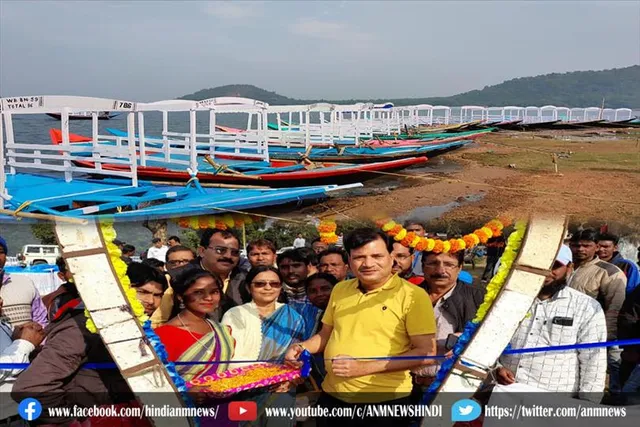 बाराबनी विधायक ने मैथन में स्पीड बोर्ड का किया उद्घाटन