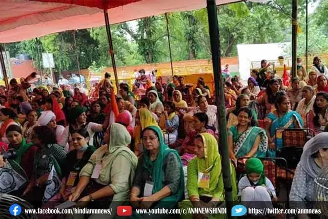 दिल्ली में आज महिलाएं चलाएंगी किसान संसद