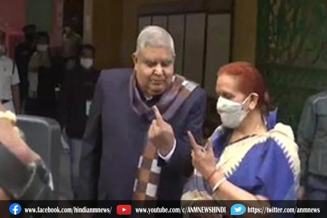 राज्यपाल ने किया मतदान