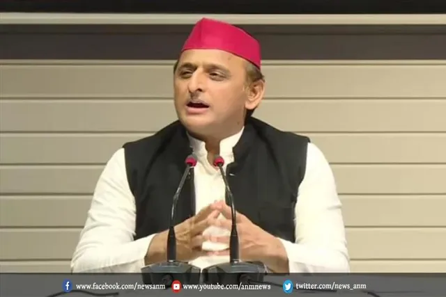 अखिलेश ने भाजपा पर निशाना साधा