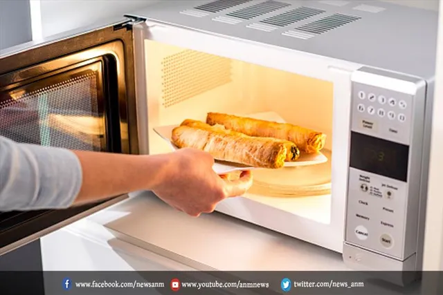 आइये जानते है माइक्रोवेव साफ करने का ट्रिक्स
