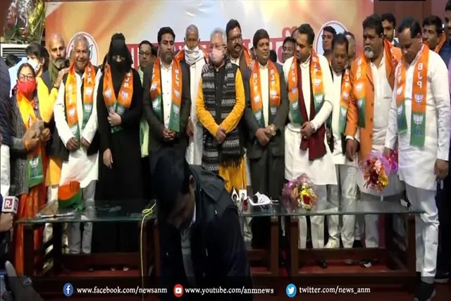 सपा-बसपा और कांग्रेस को बड़ा झटका