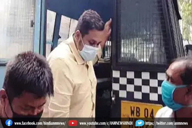 शोहरत के लिए चलाए नकली टीकाकरण अभियान