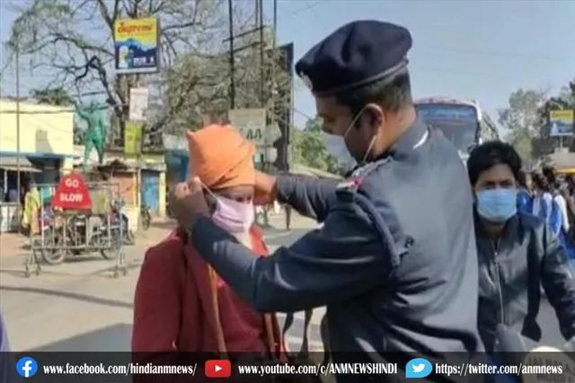 कुल्टी ट्राफिक पुलिस ने कोरोना को लेकर लोगो को किया जागरूक