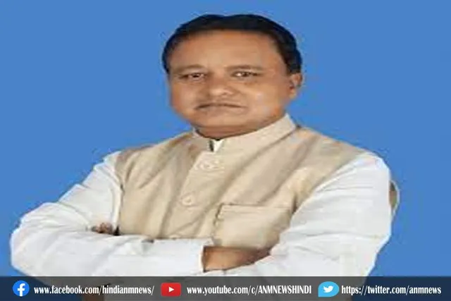 बीजेपी विधायक की कार पर फेंका बम