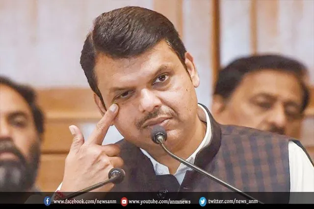 फडणवीस को मुंबई पुलिस ने भेजा नोटिस