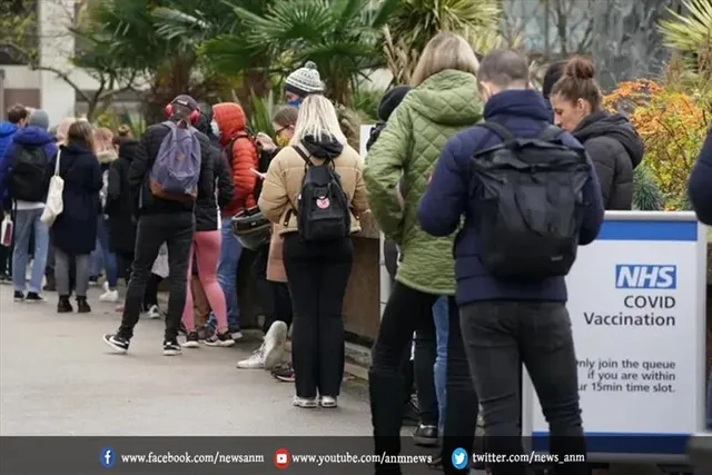 ब्रिटेन में एक दिन में ही तीन गुना हो गए नए ओमिक्रॉन के केस