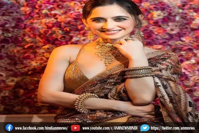 एक्ट्रेस संजीदा शेख ने बिना ब्लाउज के साड़ी पहनकर लोगों पर गिराई बिजलियां