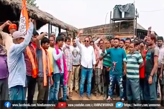 परिवहन सहित खनन गतिविधियों को रोक कर विरोध प्रदर्शन