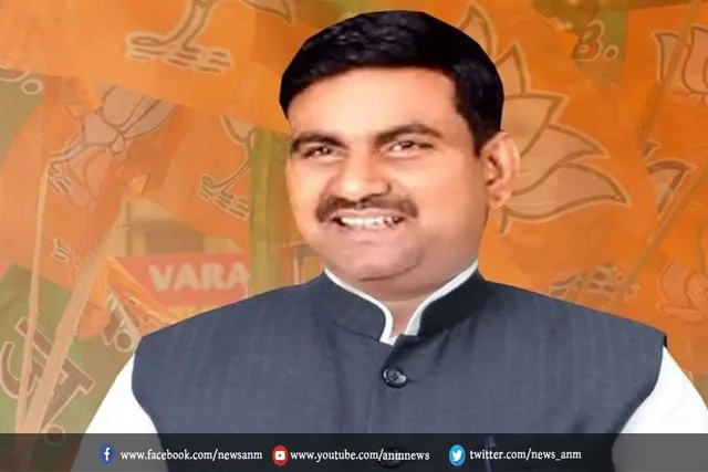 आगरा में टिकट न मिलने पर भाजपा विधायक का इस्तीफा, सपा में शामिल