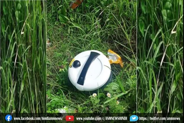 श्रीनगर गुलमर्ग रोड पर संदिग्ध टिफिन और कुकर मिला