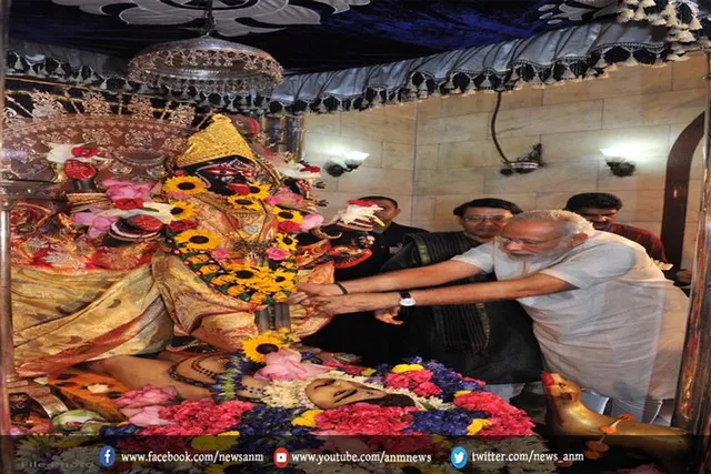 दुर्गा पूजा में वीडियो कॉन्फ्रेंसिंग के ज़रिए शामिल हुए PM