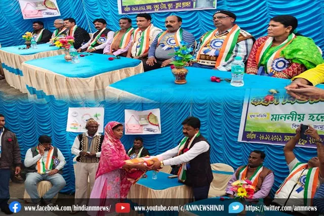 समाज के बेसहारा, असहाय, निर्दोष और गरीब लोगों के बीच कंबल का वितरण