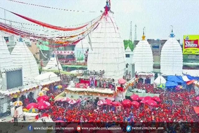 श्रावणी मेले के पहले दिन 50 हजार से अधिक लोगों ने किया जलार्पण