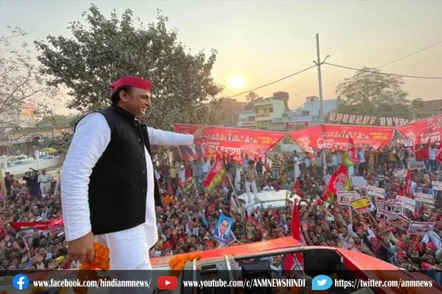 अखिलेश यादव ने खुद को आइसोलेट किया