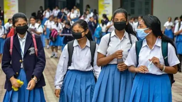बेंगलुरु के एक स्कूल के 60 स्टूडेंट निकले कोरोना संक्रमित, मचा हड़कंप