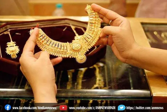 सोने के दाम में गिरावट, चांदी हुई बहुत सस्ती