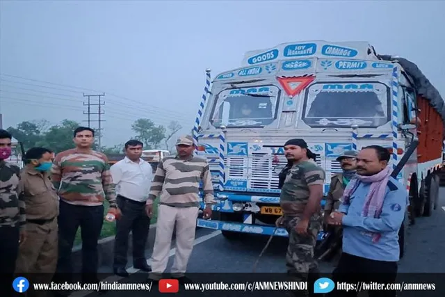 30 टन अवैध कोयले के साथ ट्रक एंव चालक गिरफ्तार