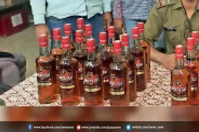 होली के जश्न की तैयरियों के बीच पुलिस ने की लाखों रुपये की शराब बरामद