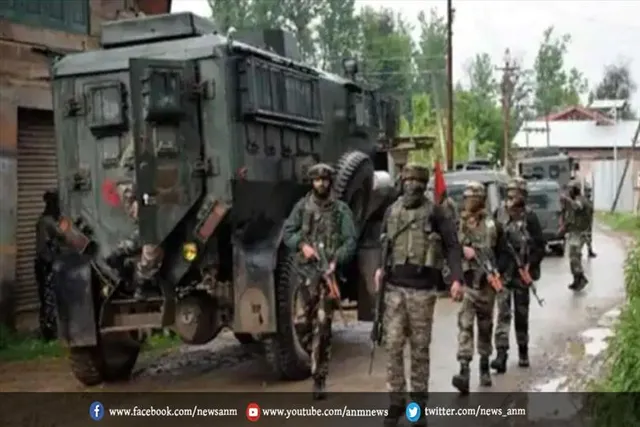 मुठभेड़ स्थल से एक एके-56 राइफल सहित आपत्तिजनक सामग्री बरामद