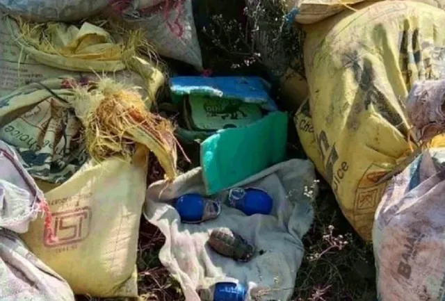 गुरदासपुर में मिले ग्रेनेड व टिफिन बम डिफ्यूज