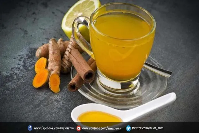 रोग प्रतिरोधकता बढ़ाने में सहायक नींबू और हल्दी