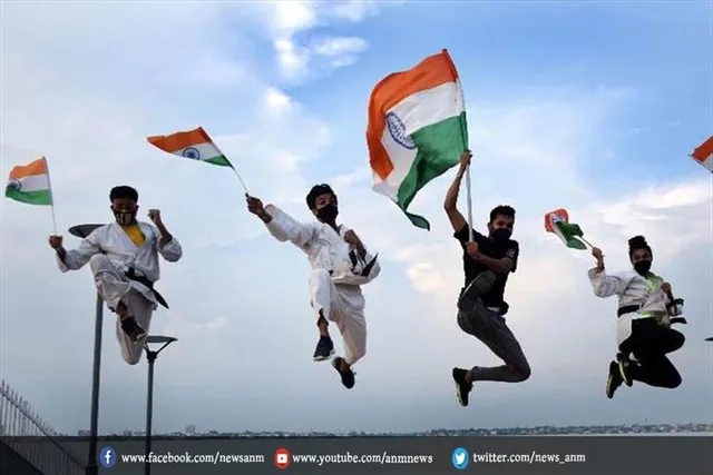 दिल्ली में कैदखाने के बाहर आते-जाते लोग लगाते थे इंकलाब के नारे