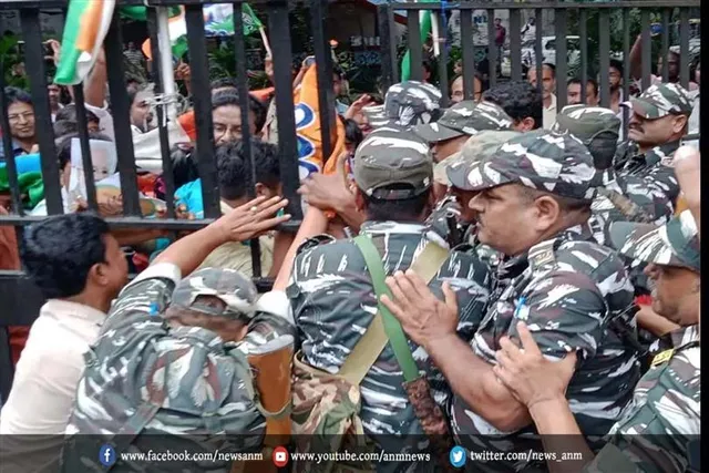 केंद्रीय एजेंसियों के खिलाफ 'टीएमसी समर्थकों' का प्रदर्शन