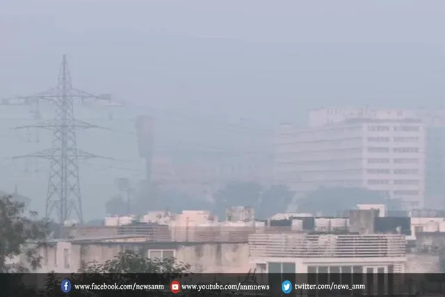 दिल्ली में नहीं मिली कड़ाके की सर्दी से राहत