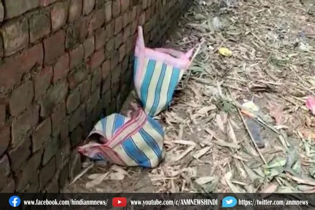 चिंतित मुर्शिदाबाद के निवासी: दो बैग बम बरामद