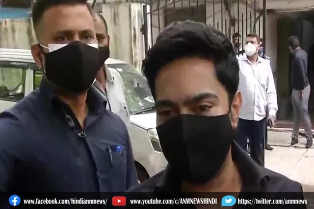 ईडी ऑफिस पहुंचे अभिषेक बनर्जी