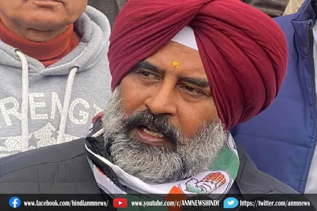 परगट सिंह ने किया मतदान