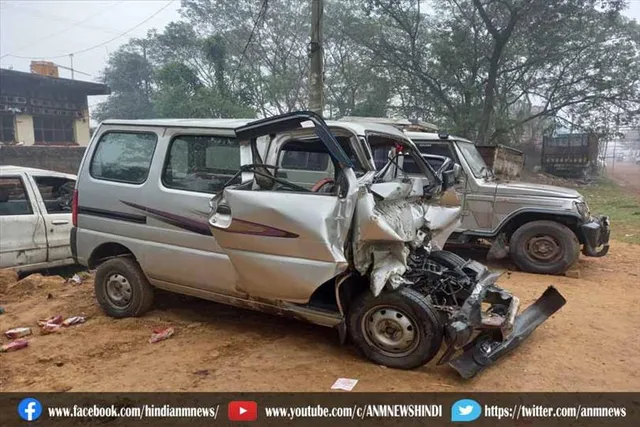 विवाह समारोह से लौट रहे 3 लोगो की सड़क हादसे में मौत, अन्य गंभीर