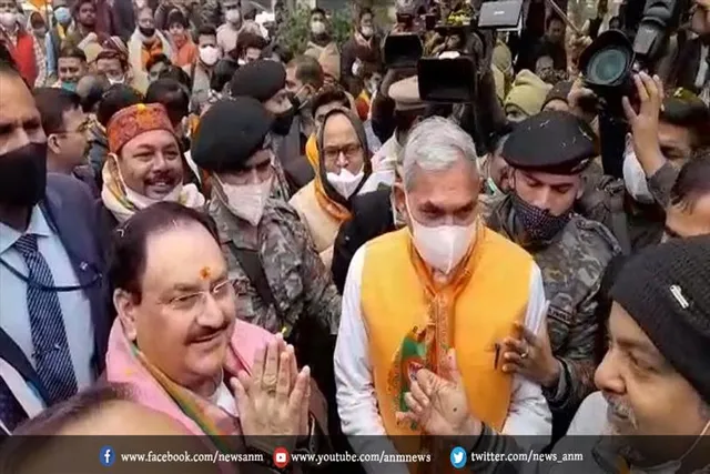 नड्डा ने बरेली में घर-घर जाकर मांगे वोट