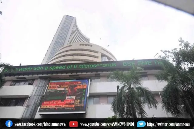 सेंसेक्स 100 अंक से अधिक चढ़ा, निफ्टी 18,300 के करीब