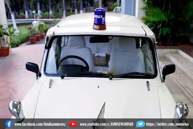 कोलकाता पुलिस ने नीली बत्ती के दुरुपयोग के खिलाफ अभियान तेज किया