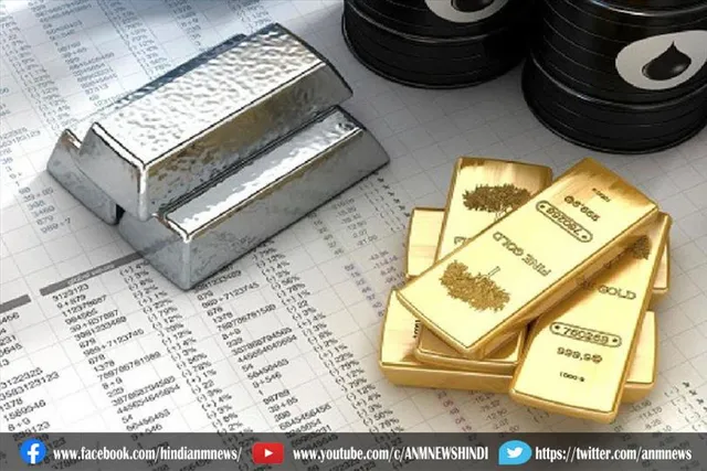 आज सोने की कीमत में बदलाव नहीं, चांदी के दाम गिरे