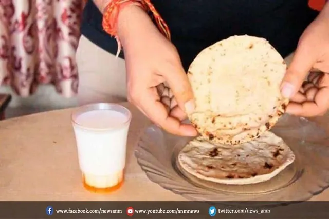 चेहरा चमकाने के लिए बासी रोटी है कमाल