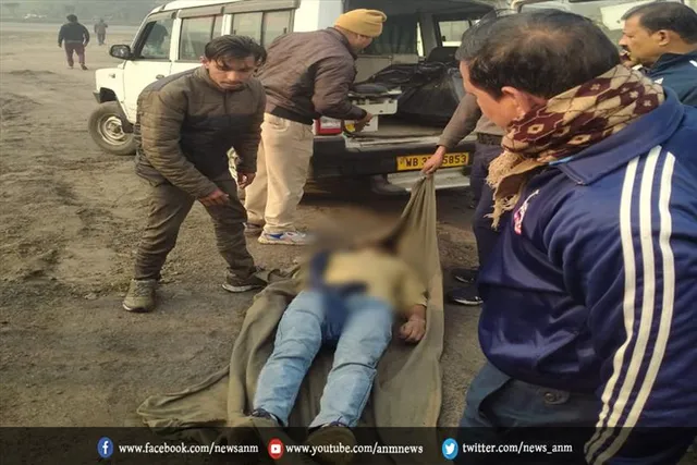 नेशनल हाईवे के समीप जंगल मे लटका मिला वाहन चालक का शव