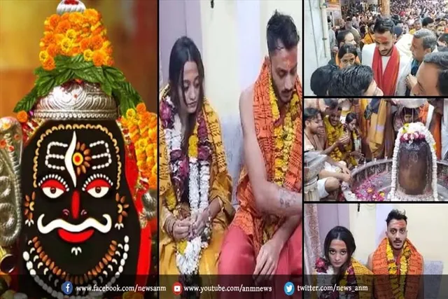 भारतीय क्रिकेटर ने पत्नी संग किए महाकाल के दर्शन