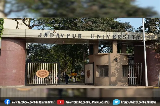 जादवपुर विश्वविद्यालय में फोरम फॉर स्टूडेंट्स विद डिसएबिलिटीज के सदस्यों ने किया विरोध प्रदर्शन