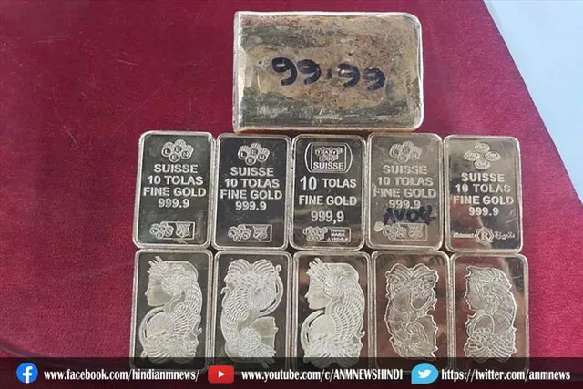 कोलकाता: 86.61 लाख रुपये के सोने के बिस्कुट जब्त