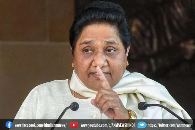समझ नहीं पा रहे हैं कि सड़कों में गड्ढा है या गड्ढे में सड़क: पूर्व मुख्‍यमंत्री मायावती