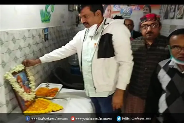 सालानपुर में तृणमूल पार्टी कार्यालयों में मनाया गया स्वामी विवेकानंद जयंती